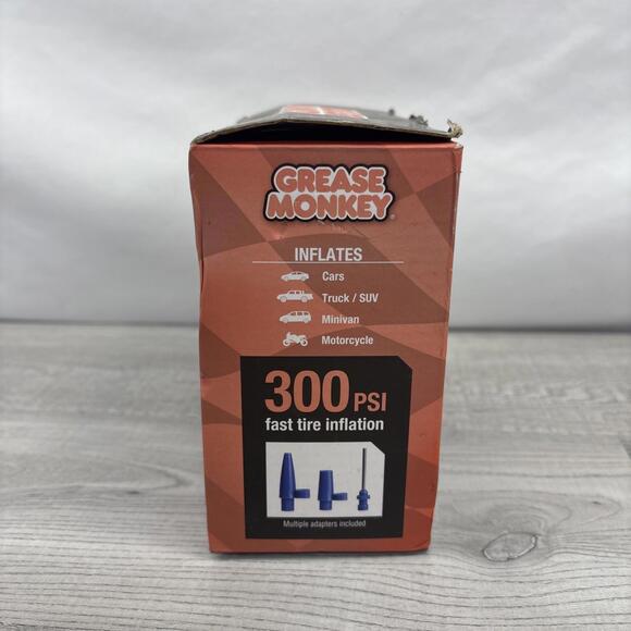 Grease Monkey 300psi 12V Portable Air Compressor - Picture 2 of 12